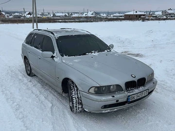 Авто BMW 5 Series 2003 № 8402197