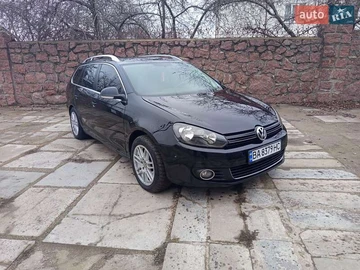 Авто Volkswagen Golf 2010 № 8402258