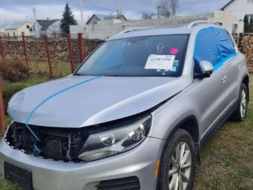 Авто Volkswagen Tiguan 2016 № 8402445