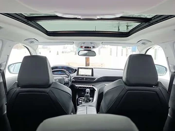 Авто Peugeot 3008 2017 № 8402540
