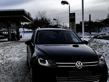 Авто Volkswagen Touareg 2011 № 8402557