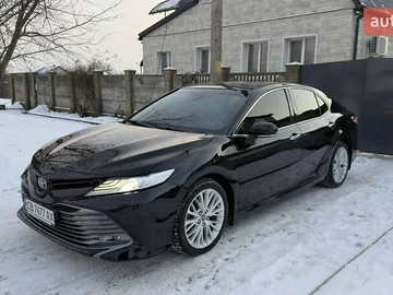 Авто Toyota Camry 2018 № 8402611