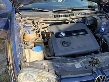 Авто Volkswagen Golf 2002 № 8402781