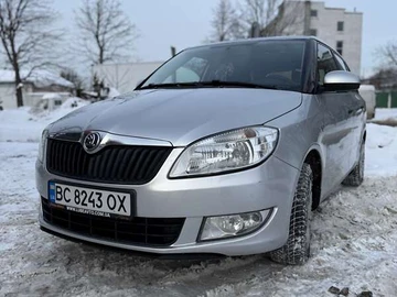Авто Skoda Fabia 2012 № 8402813