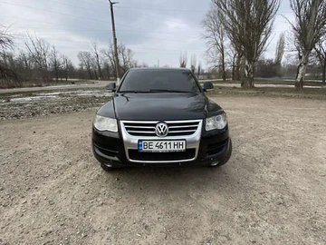 Авто Volkswagen Touareg 2007 № 8403003