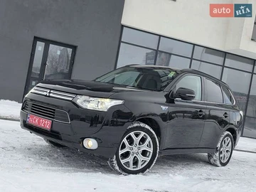 Авто Mitsubishi Outlander 2014 № 8403060