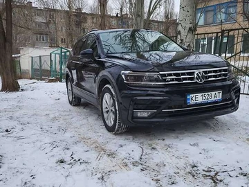 Авто Volkswagen Tiguan 2019 № 8403092
