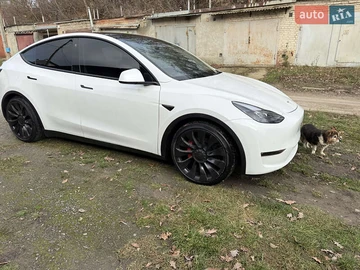 Авто Tesla Model Y 2022 № 8403205