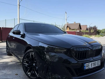 Авто BMW 5 Series 2025 № 8403219