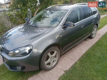 Авто Volkswagen Golf 2011 № 8403451