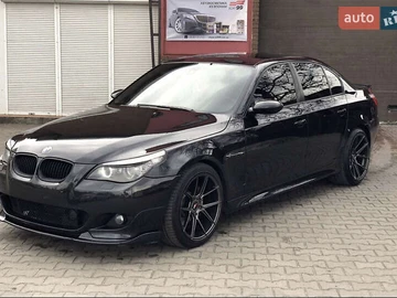 Авто BMW 5 Series 2003 № 8403455