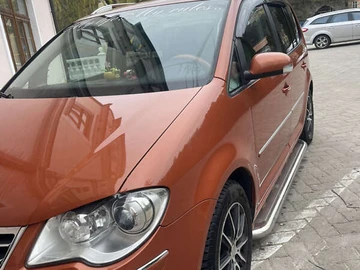 Авто Volkswagen Touran 2009 № 8403581