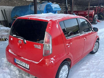 Авто Daihatsu Sirion 2005 № 8403661