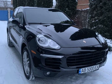 Авто Porsche Cayenne 2016 № 8403678