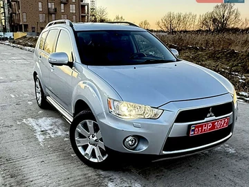 Авто Mitsubishi Outlander Xl 2011 № 8403924