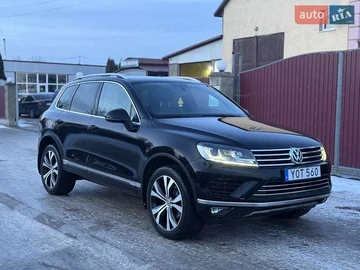 Авто Volkswagen Touareg 2017 № 8403958