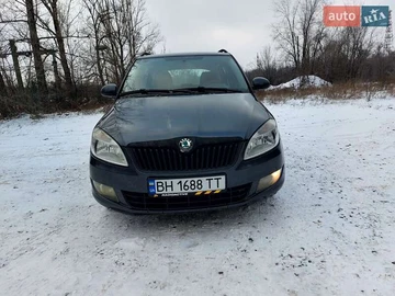 Авто Skoda Fabia 2012 № 8404104
