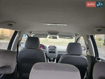 Авто Volkswagen Golf 2006 № 8404111
