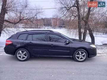 Авто Renault Laguna 2010 № 8404114