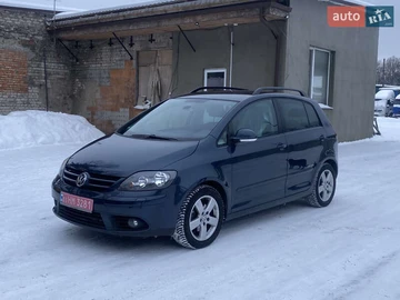 Авто Volkswagen Golf Plus 2008 № 8404117
