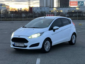 Авто Ford Fiesta 2017 № 8404130