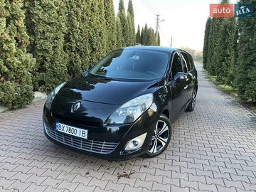 Авто Renault Grand Scenic 2010 № 8404141