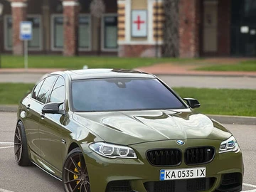 Авто BMW 5 Series 2013 № 8404222