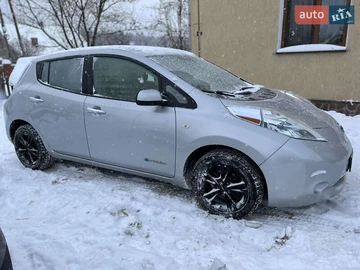 Авто Nissan Leaf 2011 № 8404360