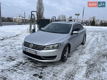 Авто Volkswagen Passat 2011 № 8404514