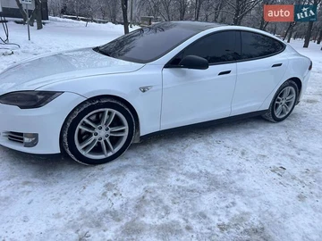 Авто Tesla Model S 2014 № 8404539