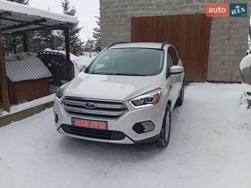 Авто Ford Escape 2018 № 8404552