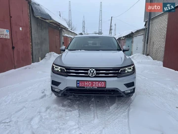 Авто Volkswagen Tiguan Allspace 2018 № 8404630