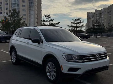 Авто Volkswagen Tiguan 2018 № 8404634