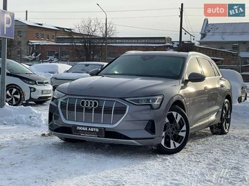 Авто Audi E-Tron 2020 № 8404662
