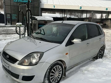 Авто Ford Fiesta 2006 № 8404756
