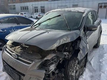 Авто Ford Escape 2013 № 8404802