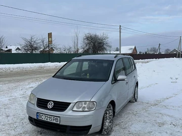 Авто Volkswagen Touran 2005 № 8404807