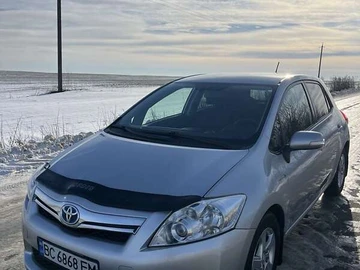 Авто Toyota Auris 2012 № 8404919