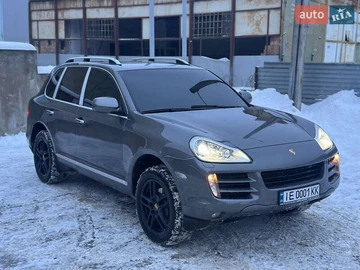 Авто Porsche Cayenne 2009 № 8405465