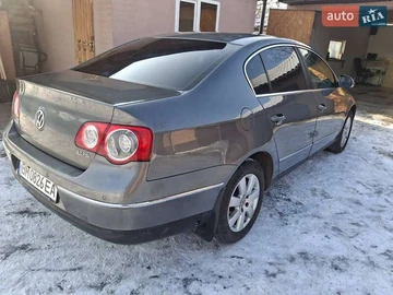 Авто Volkswagen Passat 2006 № 8405793