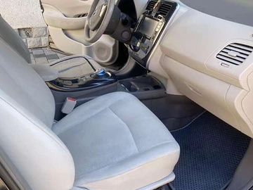 Авто Nissan Leaf 2012 № 8405809