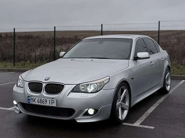 Авто BMW 5 Series 2004 № 8406628
