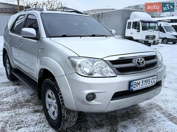 Авто Toyota Fortuner 2006 № 8406630