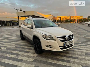 Авто Volkswagen Tiguan 2011 № 8406634