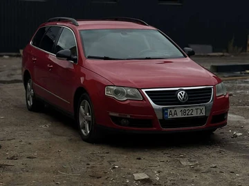 Авто Volkswagen Passat 2010 № 8406796
