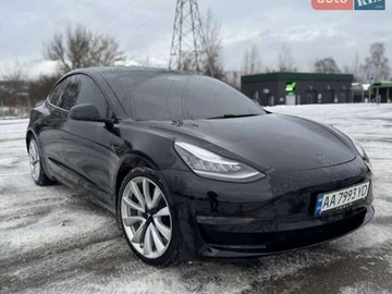 Авто Tesla Model 3 2019 № 8406957