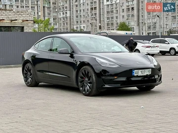 Авто Tesla Model 3 2022 № 8407042