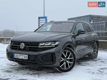 Авто Volkswagen Touareg 2024 № 8407062