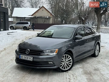 Авто Volkswagen Jetta 2015 № 8407187