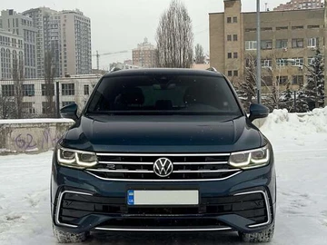 Авто Volkswagen Tiguan 2021 № 8407439